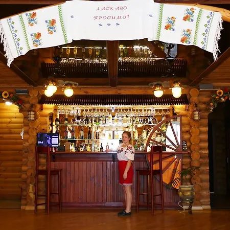 Hotel комплекс відпочинку пампушка & подушка Burlach'ya Balka