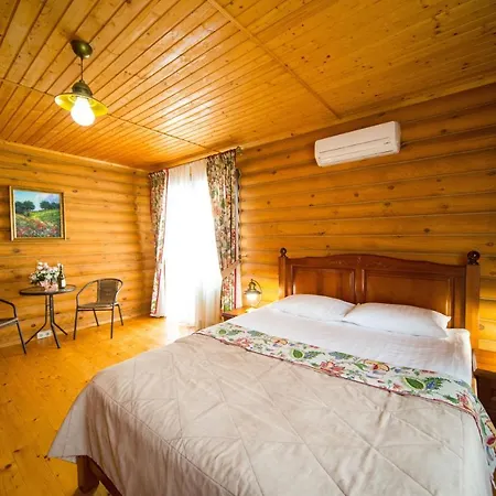 комплекс відпочинку пампушка & подушка Hotel Burlach'ya Balka